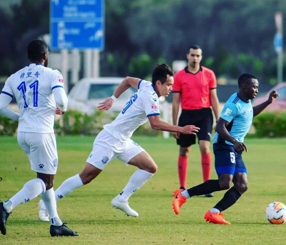 华体会官方网站-里程碑夜本菲卡造点机会，社区盾转会期刷纪录，压力陡增，赛程密集仍需轮换的简单介绍